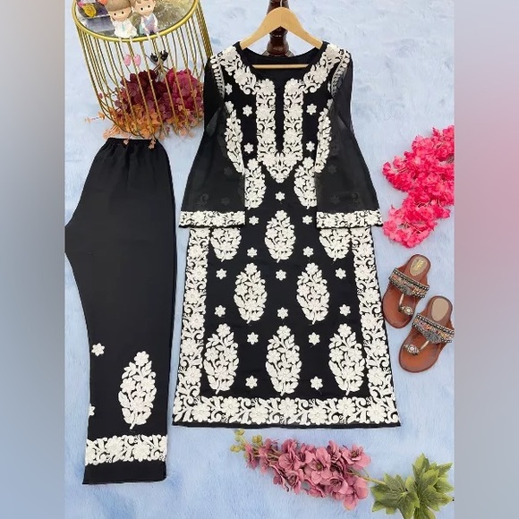 Chikankari Design, Black Color Kurti With Pant in Georgette With Embroidery Work - Picture 4 of 5